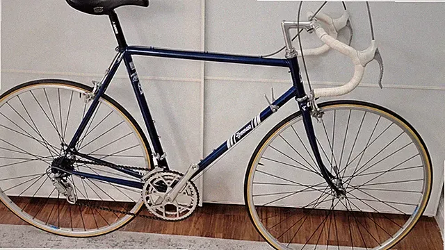 Tommaso 57cm Campagnolo Groupset Road Bike