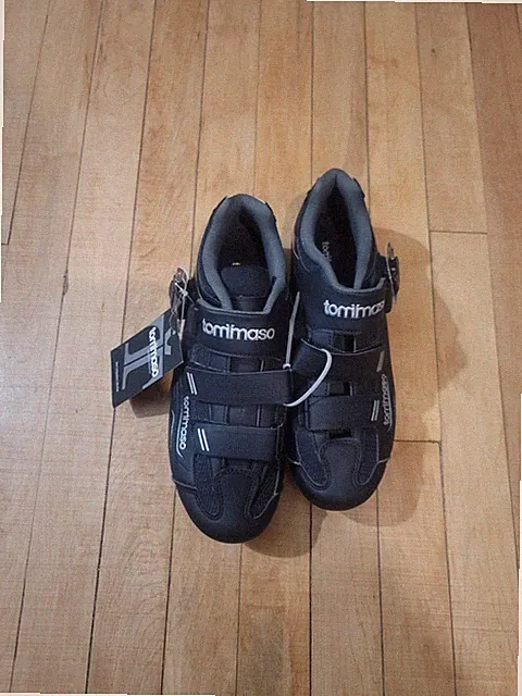 Tommaso Men’s 8 Strada 200 Dual SPD Cleat Compatible Road Bike Cycling Shoes