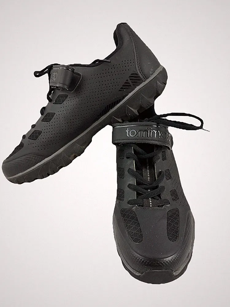 Tommaso Mens 9 Cycling Shoes Roma Black Gravel/Commute to Work
