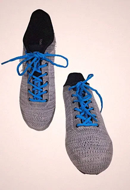Tommaso Women’s Size 10 Gray Strada Aria Knit Cycling Shoes Blue Laces Mesh EUC